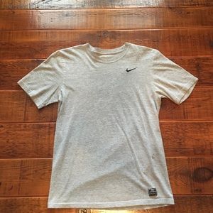 Nike T-Shirt